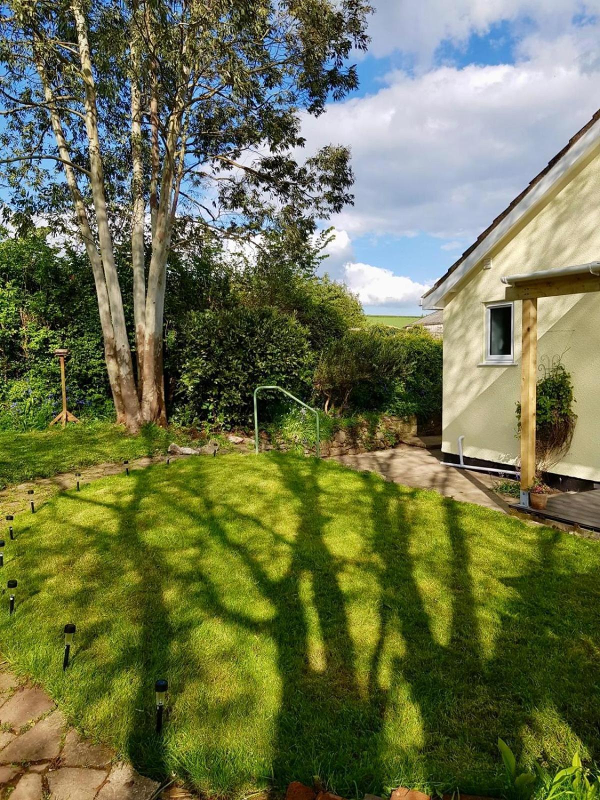 Sundial Cottage Newton Abbot Exterior photo
